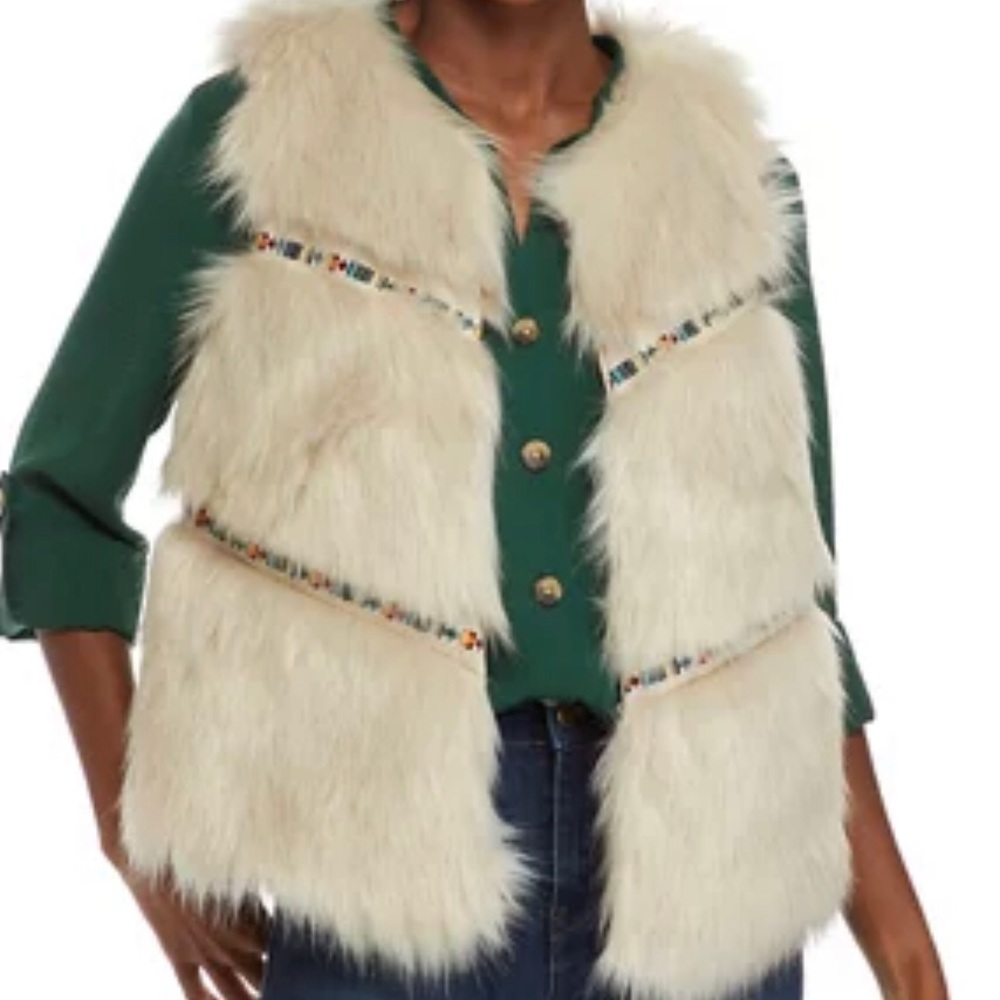 NWT New Directions Women's Faux Fur Vest